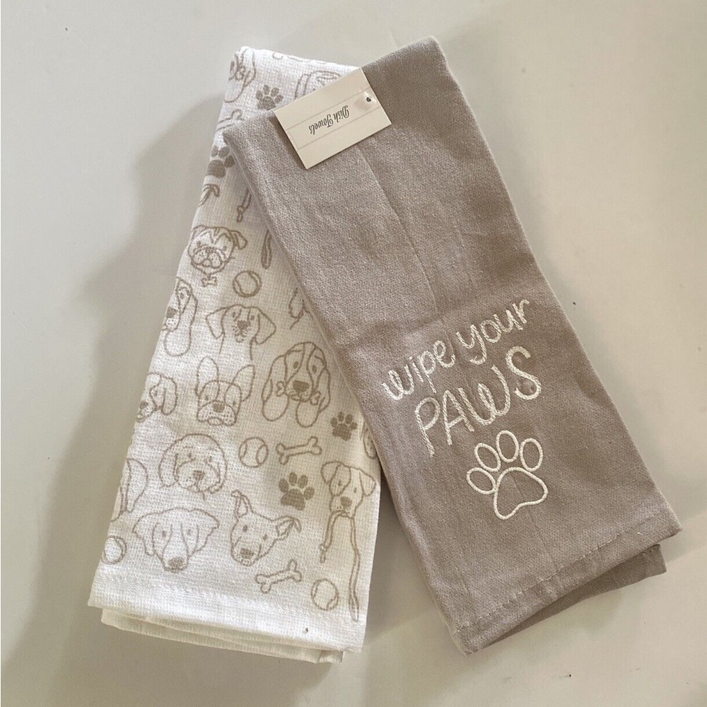 NWT Target Wipe Your Paws‎ dish towel set
